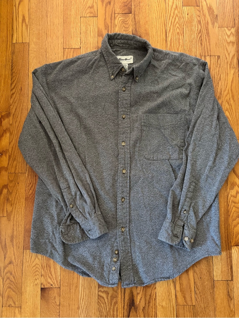 Vintage Eddie Bauer Button Up Mens